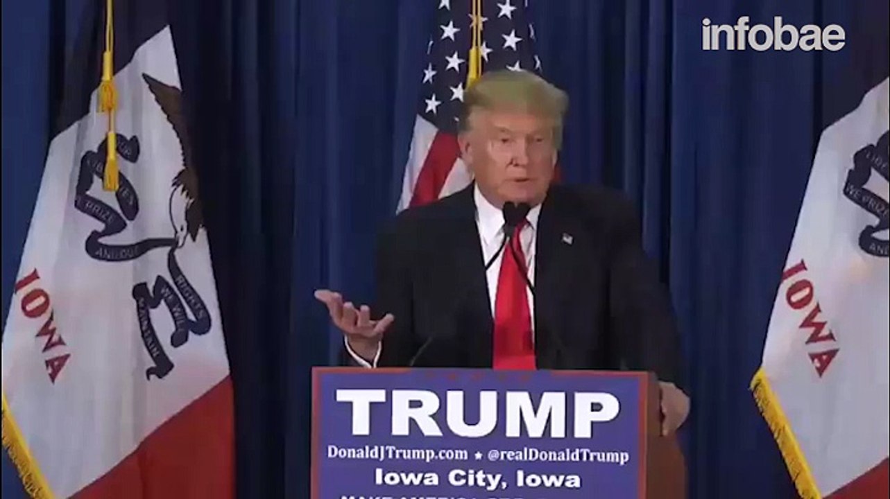 Video: un estudiante le lanzó dos tomates a Donald Trump