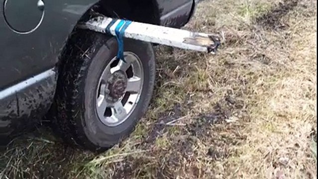 Çamura Saplanan Araba Nasıl Çıkarılır Yok Böyle Bir Şey