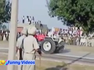 Funny indian trackter stunt very funny