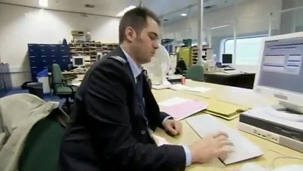 UK Border Force S01E08