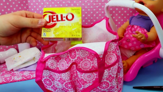 Baby Alive Lucy Outing With Car Seat & Packing Diaper Bag With Toys, Potty & Diapers Disne