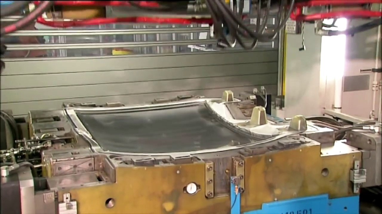 Engine development. BMW Efficient Dynamics.