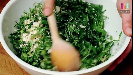 Kaymaklı Pazılı Peynirli Cevizli Börek Tarifi