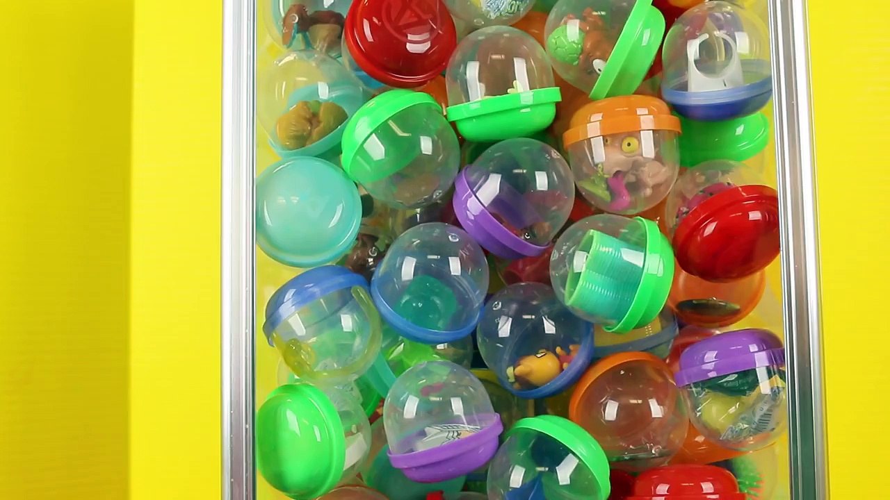 GIANT SURPRISE TOYS Coin Toy Machine & Egg Prizes Disney Princess, Avengers Superheroes, S