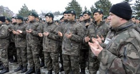 Özel Harekat Polisleri Tekbirlerle Mezun Oldu