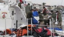 Çanakkale'de yabancı uyrukluları taşıyan tekne battı