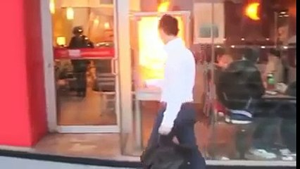 Muhteşem reklam 30 yıl sonra iPhone 44G !