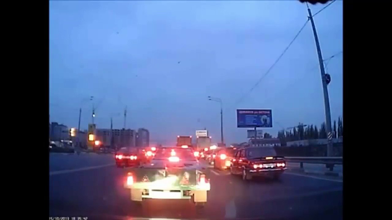 Car Crashes Compilation 29