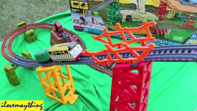 New Versus Old Thomas & Friends Trackmaster Trains - Avalanche Escape Set