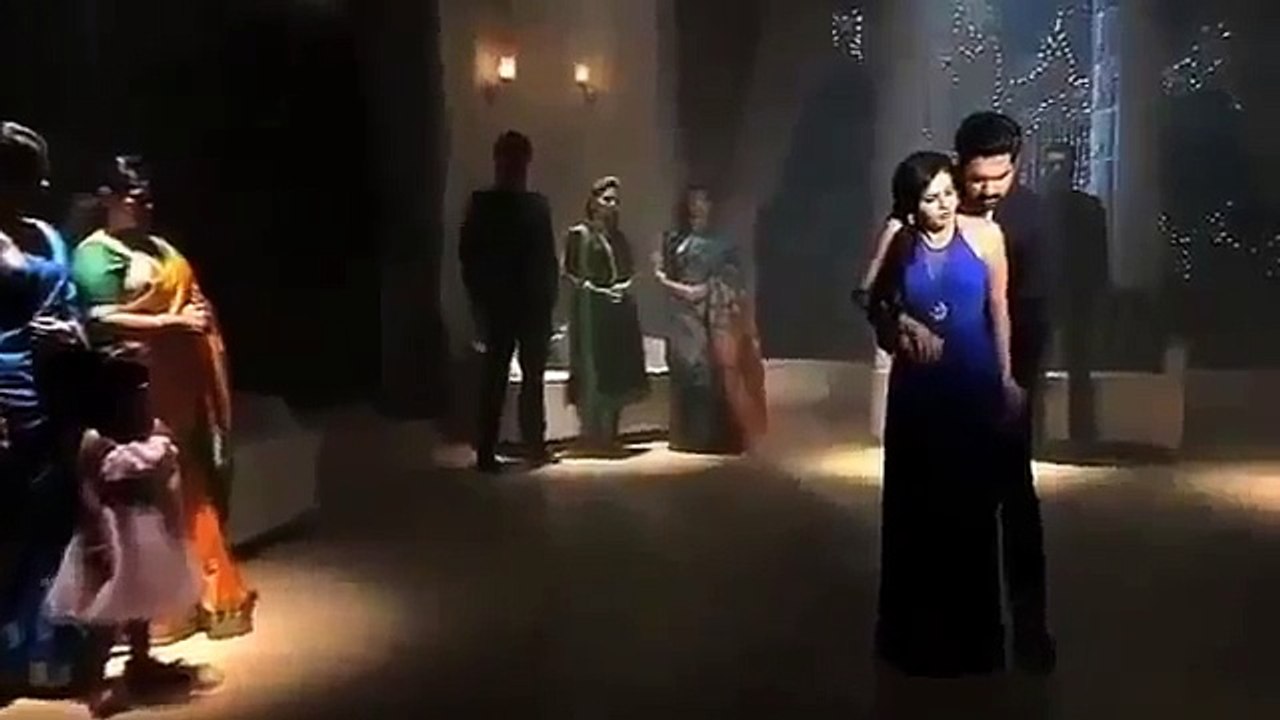 Iss Pyaar Ko Kya Naam Doon Ek Baar Phir 8th June 2015 Full Episode (2)