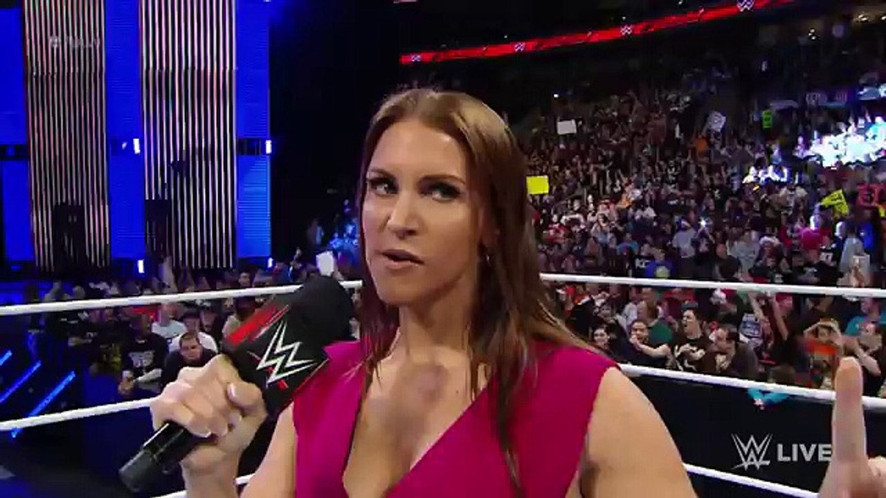 Stephanie McMahon is furious with Roman Reigns- Raw, December 14, 2015