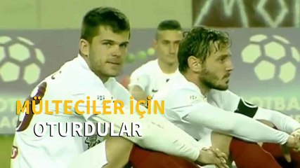 Yunanistan’da futbolcular mülteciler için ‘oturdu’