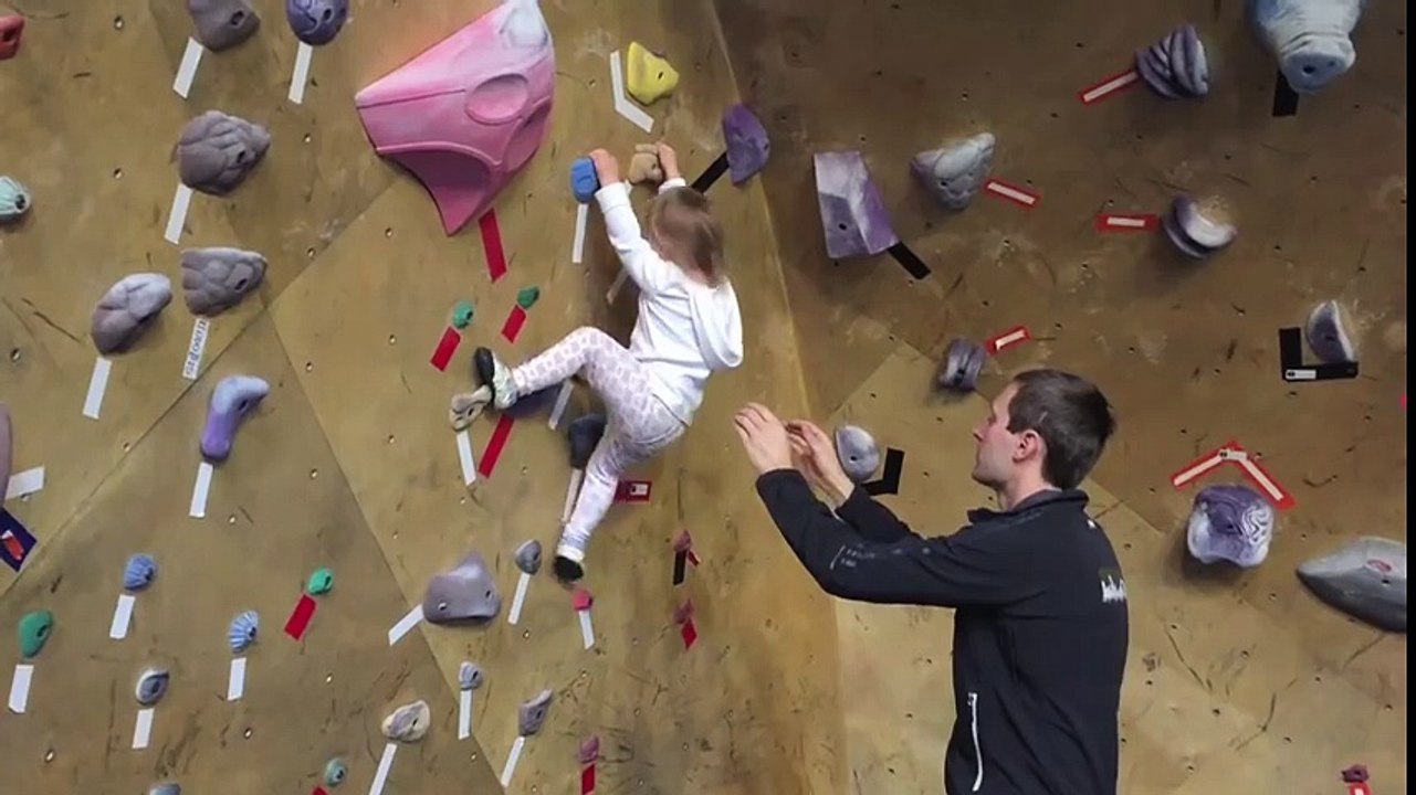 Ellie's last climbs for 2015! - 12.31.2015