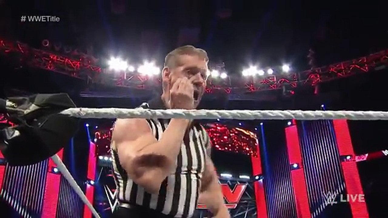 Roman Reigns vs. Sheamus – WWE World Heavyweight Championtitel Match- Raw, 4. Januar 2016