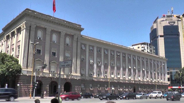 Report TV - Raporti i KLSH: Institucionet 919 mln € dëm shtetit, sektorët problematikë