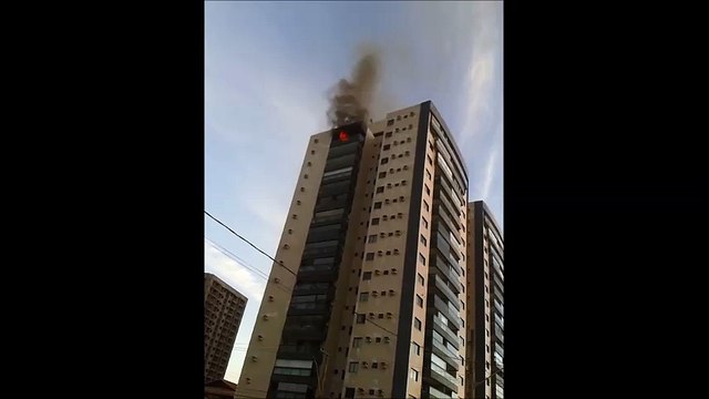 Menina de 13 anos tenta matar barata e coloca fogo em apartamento de Vila Velha