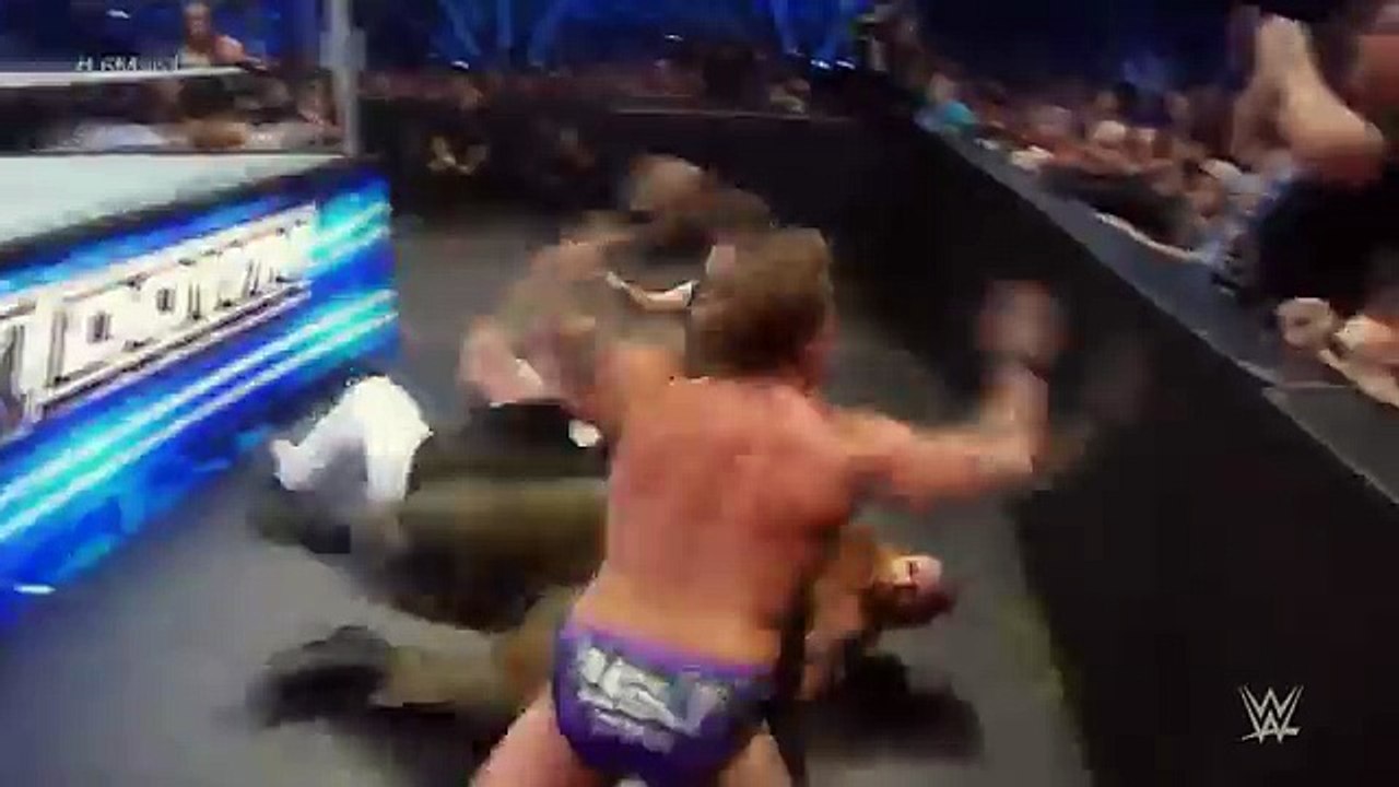 WWE SMACKDOWN 28_01_2016 - WWEworld - Roman Reigns, Ambrose & Jericho ,Big Show vs The Wyatt Family