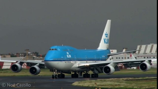 KLM Boeing 747-400 Landing with turbulence at Mexico City Airport Crosswind Landing