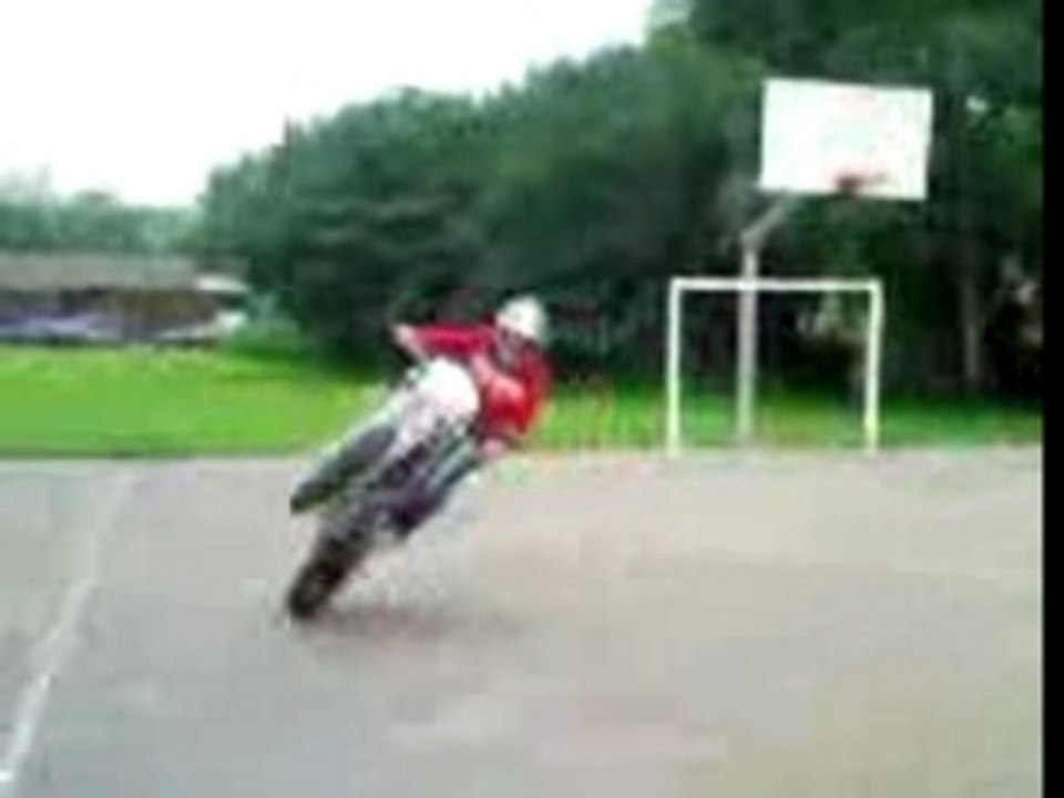 derbi stunt