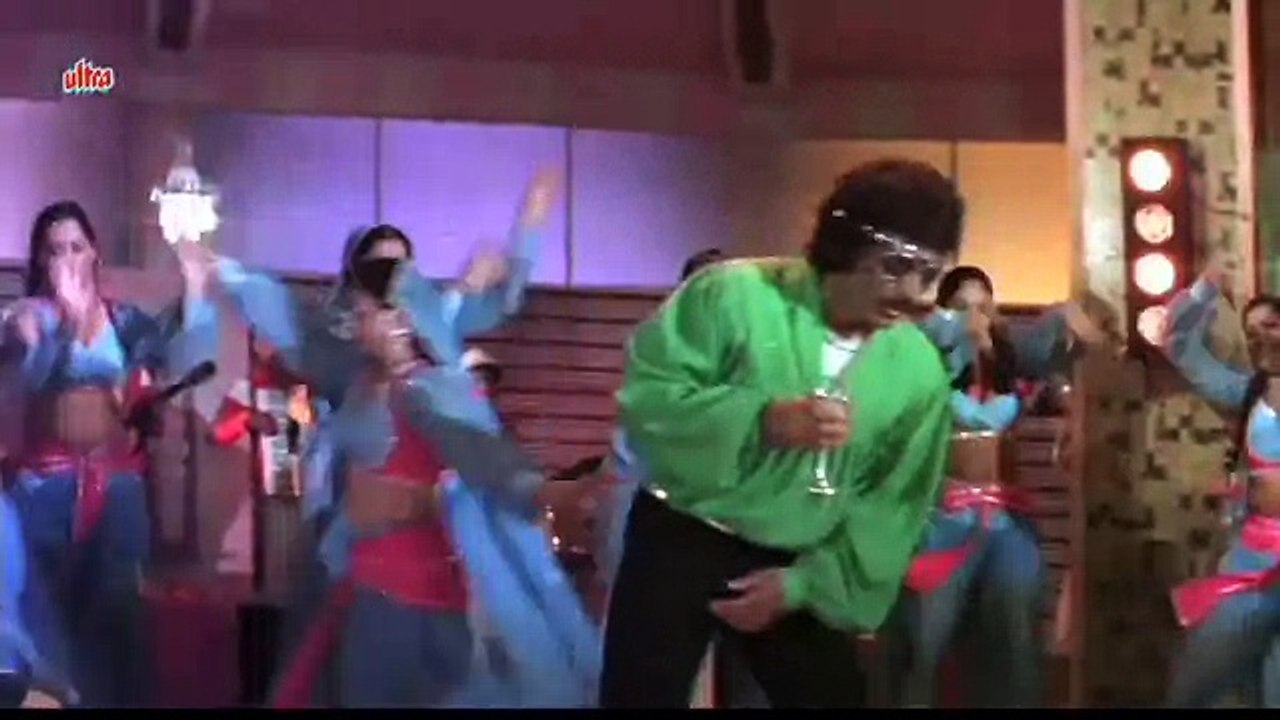Ab Meri Bari Aayi Jigar Thaam Lo - Zeenat Aman, Jeetendra, Samra