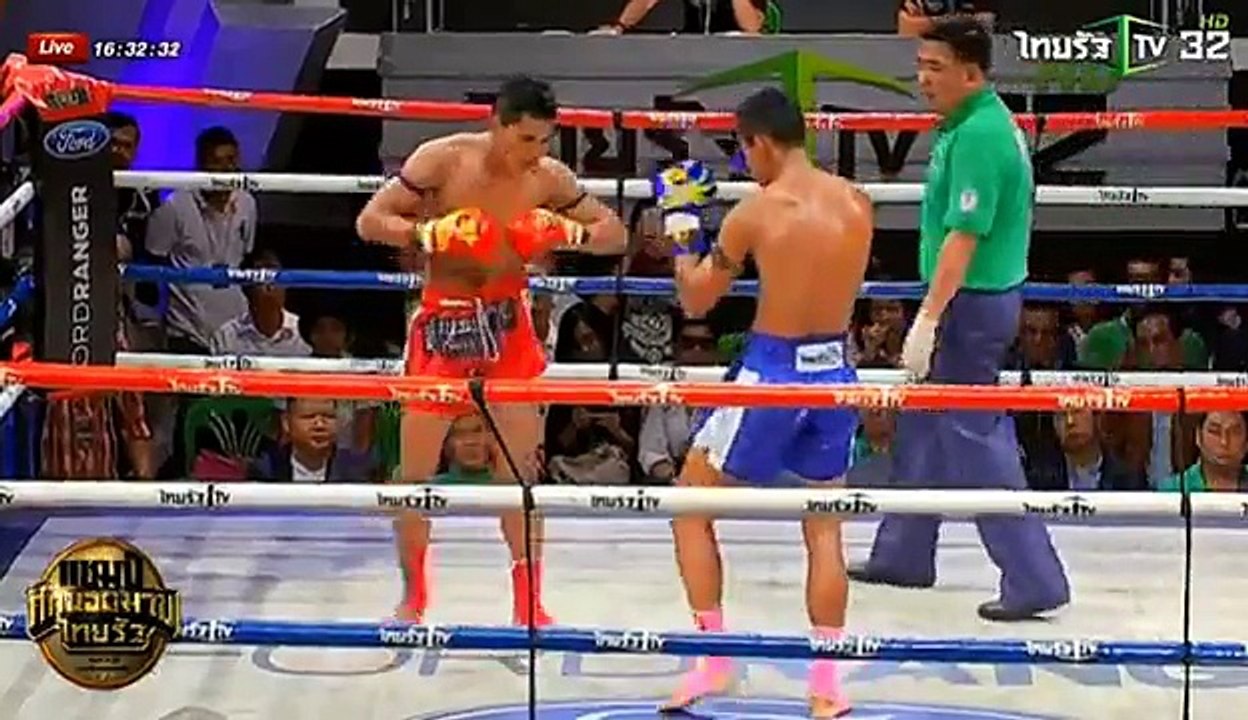 มวยไทย, ปากกาเหล็ก ต หลักสอง Vs ช่อฟ้า ท แสงเทียนน้อย - Parkalek Vs Chorfa 30 มกราคม 2559