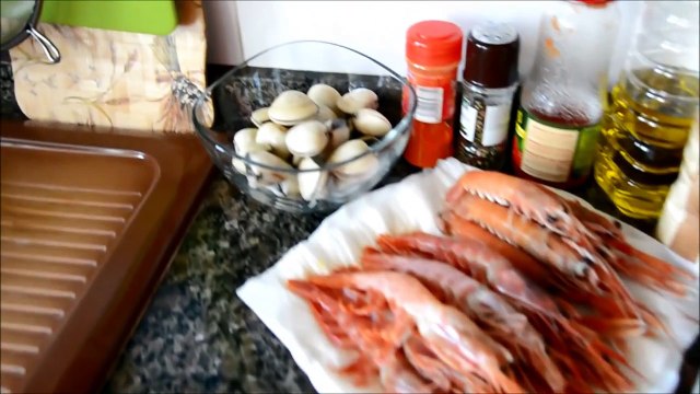 Паэлья с морепродуктами (Paella de mariscos). Испанская кухня