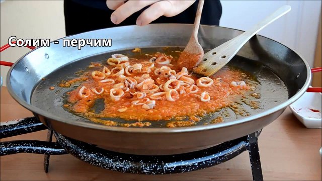 Рис с кальмарами или рис а банда. Испанская кухня