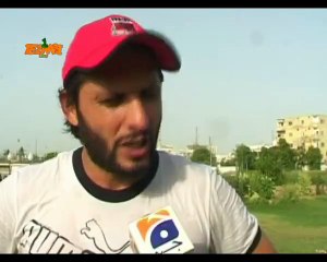 Why your team is not doing well - Afridi Hilarious Tezabi Totay!