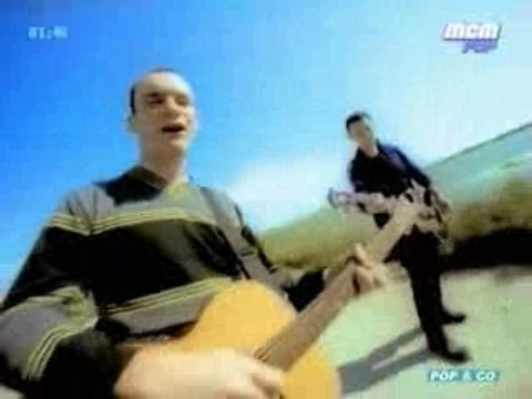 Louise Attaque - J't'emmène Au Vent (Clip)