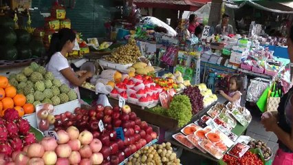 Video Clip My Friend Shopping Fruit
