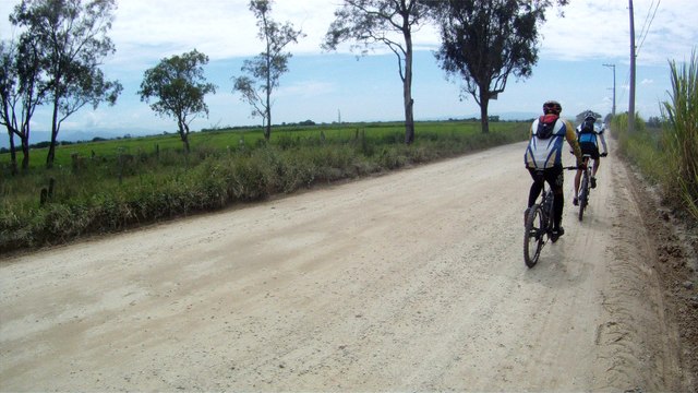 Mtb, Cachoeira do Triângulo, 15 amigos, 45 km, Taubaté, SP, Brasil, (10)