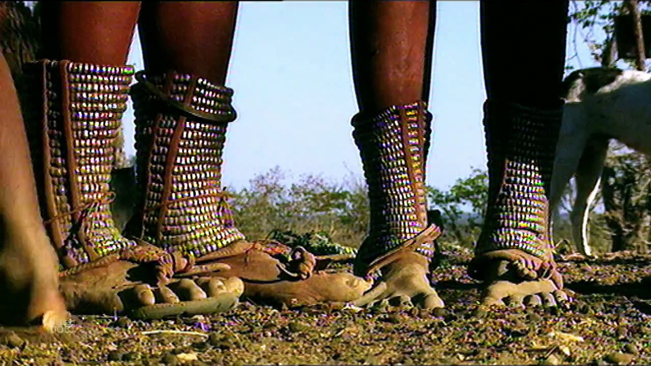 Desert of Skeletons. Himba Women   Tribes