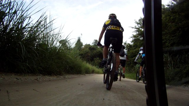 Mtb, Cachoeira do Triângulo, 15 amigos, 45 km, Taubaté, SP, Brasil, (23)