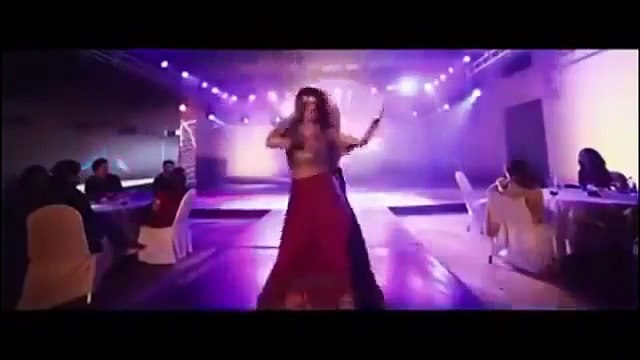 Saba Qamar Full Item Song In Pakistani Movie 8968