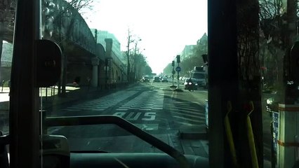 À bord du bus 91 entre la Gare d'Austerlitz et le boulevard St Marcel à Paris