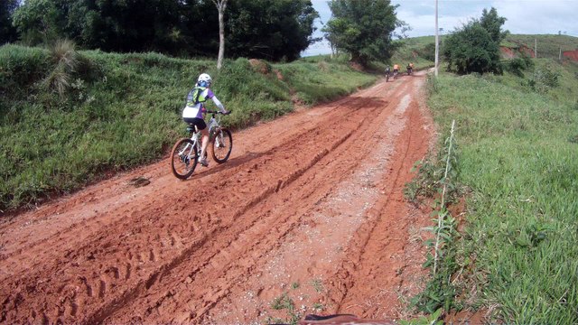Mtb, Cachoeira do Triângulo, 15 amigos, 45 km, Taubaté, SP, Brasil, (43)
