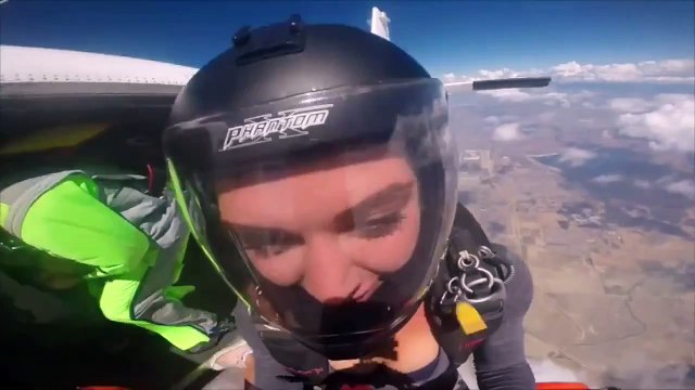 Воздушный серфинг, свободный полет в облаках