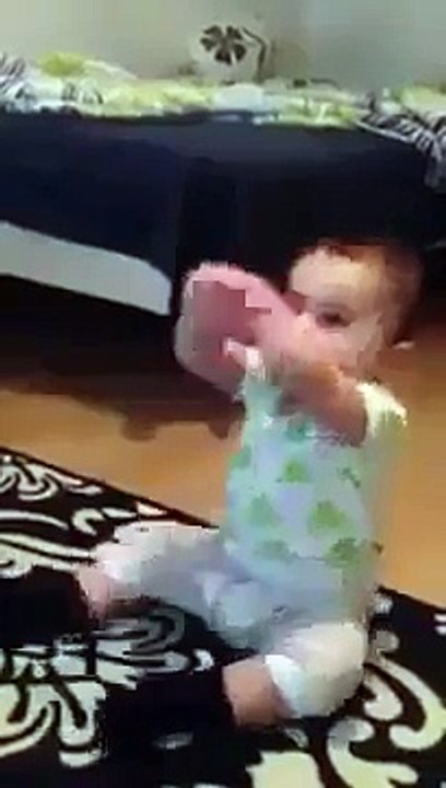 baby funny dance must watch