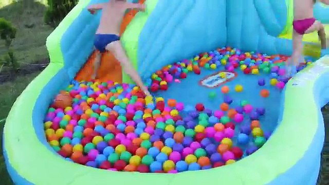 Water Playground Fun, Slide and Ball Pit Fun, Bouncy Castle ,Plac zabaw dla dzieci