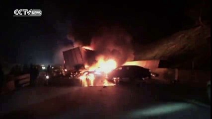 China’s icy weather causes dramatic fire in 9 vehicle crash.