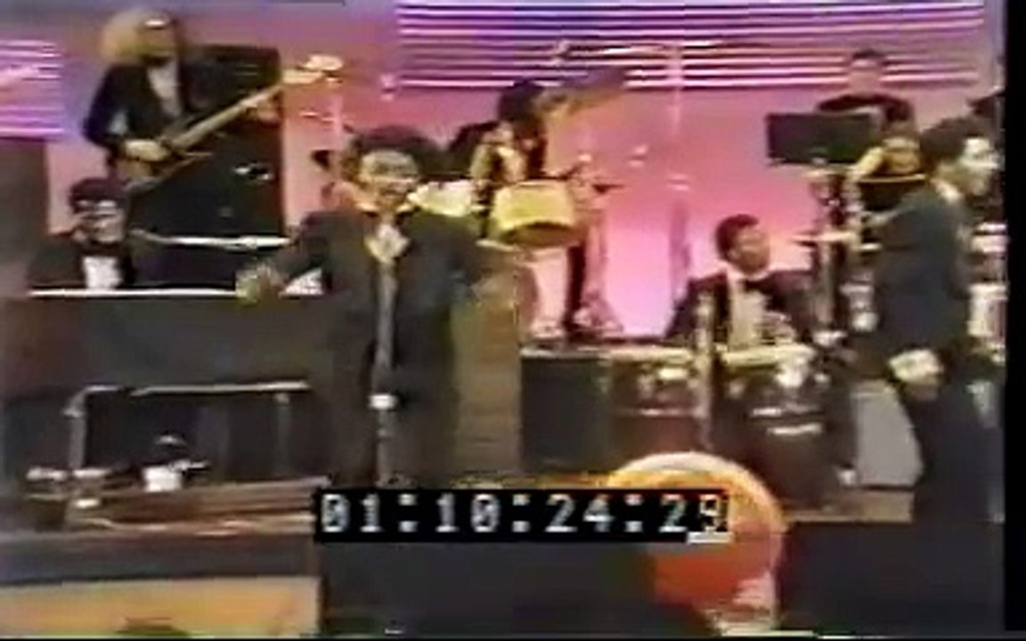The O'Jays - "For the Love of Money"  [Live 1974]