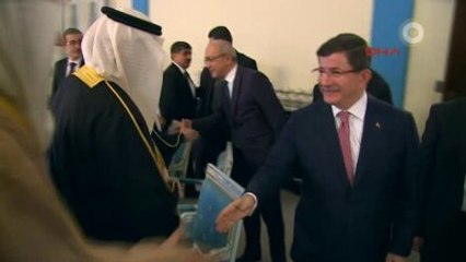 Başbakan Davutoğlu, Riyad'da Suudi Yatırımcıları Kabul Etti
