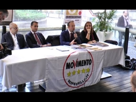 Napoli - Rc auto equa , il Movimento 5 Stelle deposita il disegno di legge (30.01.16)