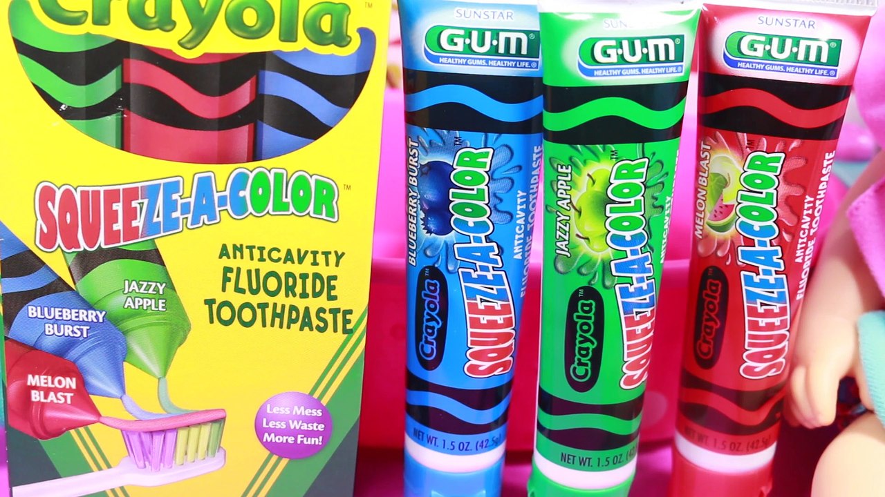 Baby Alive Bath Time ❤ Color Water MESSY PAINT Swimsuit Makeover Bubble Bath CRAYOLA Toothpaste Foam