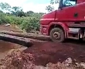 Big Truck Tumbles