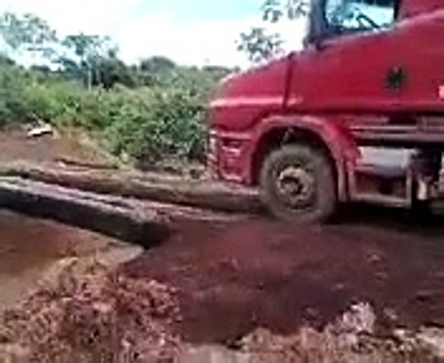 Big Truck Tumbles