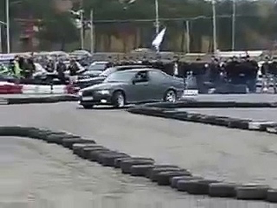 E30 328i M50B28 vs E36 328i M52B28 (2_2)  _ by Every New