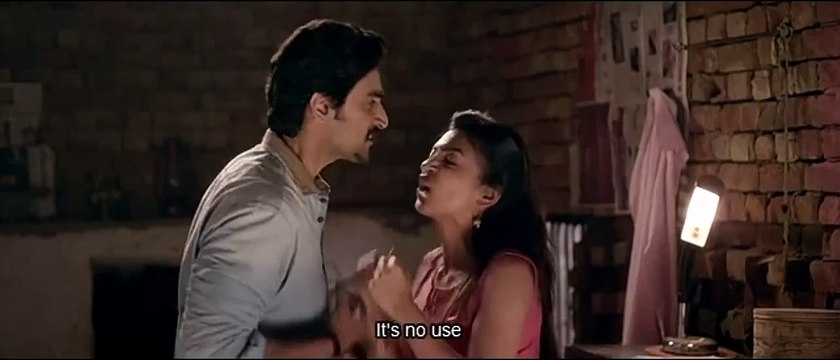 Radhika Apte kissing Kunal Kapoor _ Kaun Kitne Paani Mein 2015