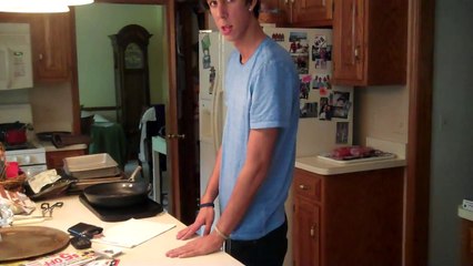 Sam DeAngelo Can Turn His Hands 360° 🔄