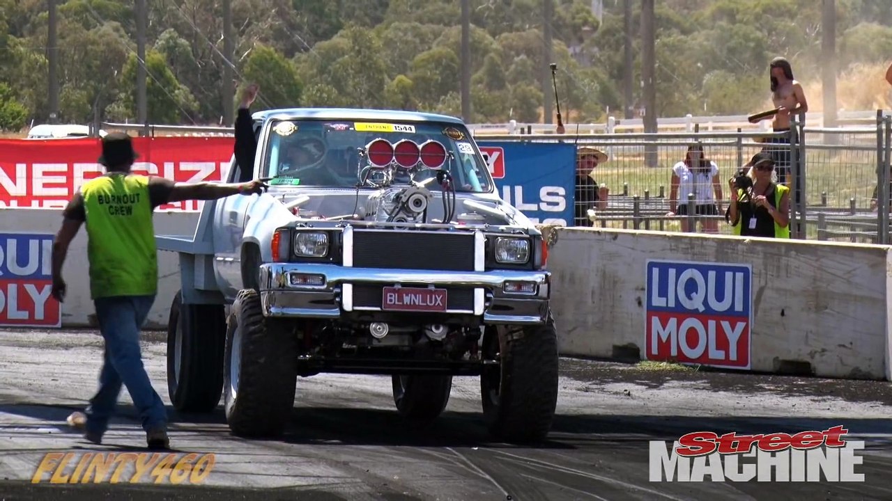 Concours de Burn en 4x4 - Burnout Masters Runner-up at Summernats 29